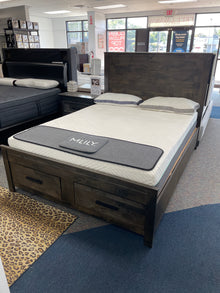  Queen Storage Platform Bed