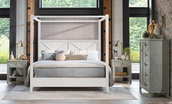 XXX's And OOO's - Complete Canopy Bed